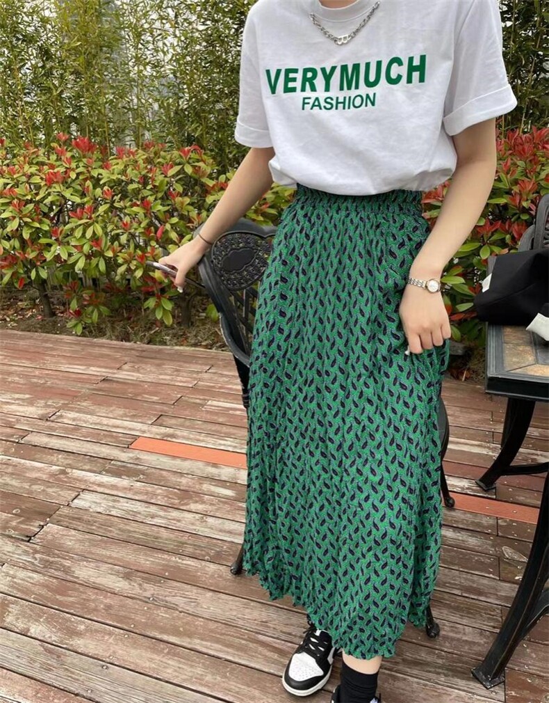 夏季新品印花雪纺半身裙现货，女装半身裙，春天