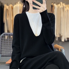 黑色
