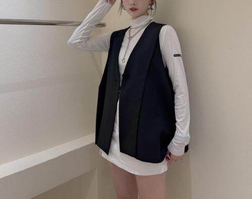 秋季新款2021年秋季新款韩版宽松设计感马甲，女装马夹，咖啡色