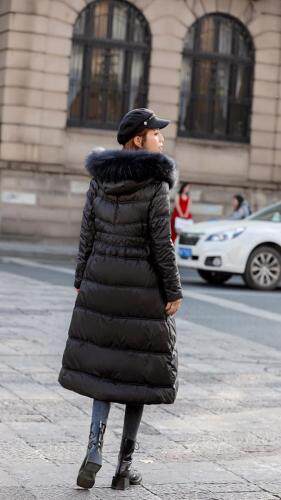 2021冬季新款，修身显瘦加厚长款羽绒棉，女装，婉伦