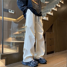 卡其色