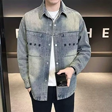 蓝色
