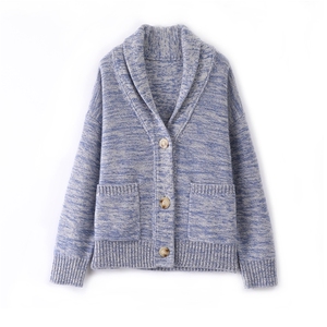 2025年秋季新款百搭女士长袖带兜系扣花纱大翻领开衫，女装羊绒衫，仙姿羊绒