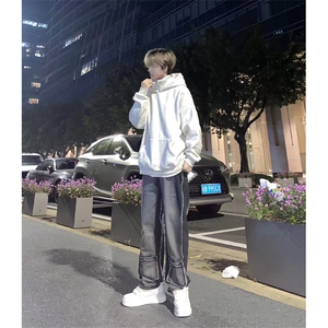 博主图牛仔裤男秋冬微喇叭cleanfit裤子-KZA40-P60图片