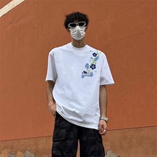 白色