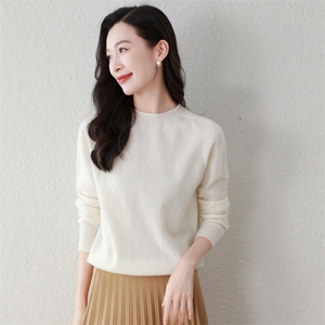 100%纯羊绒女圆领秋冬内搭洋气纯色上衣图片