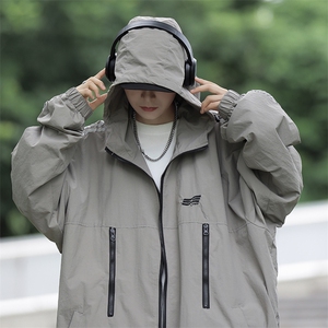A685-P60 户外机能连帽冲锋衣外套男女同款撞色拼色宽松工装夹克图片