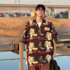 黑色