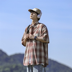 红色