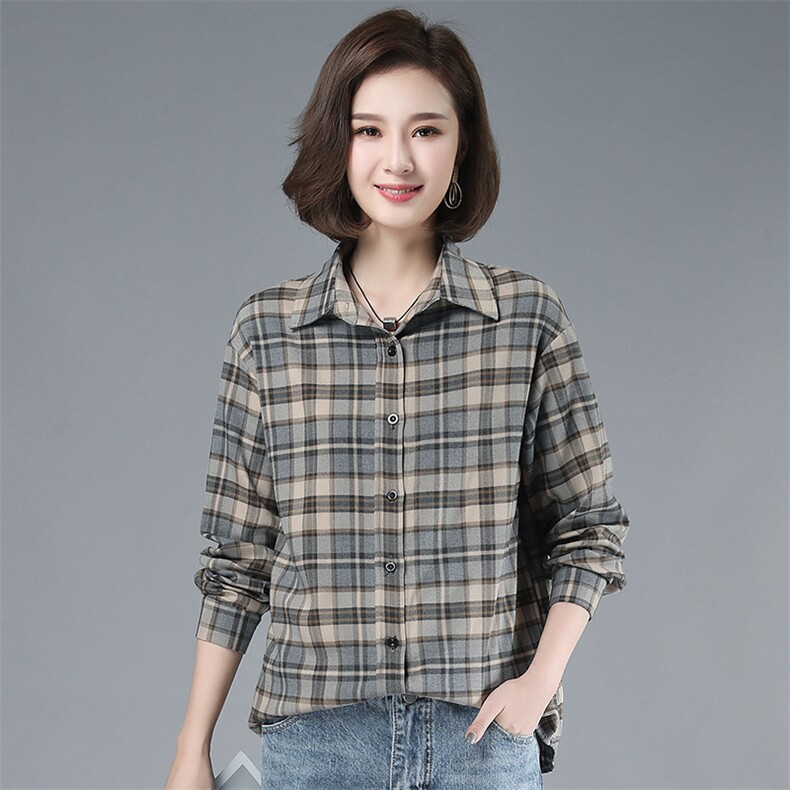 2021年春季POLO领排多扣格子长袖衬衫宽松韩版衬衣，女装衬衫，伊满意