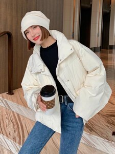 朵缇羽绒服图片