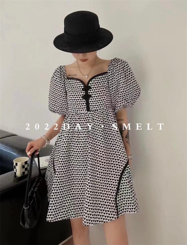 重工盘扣连衣裙，女装连衣裙，欧妮卡蒂蔓