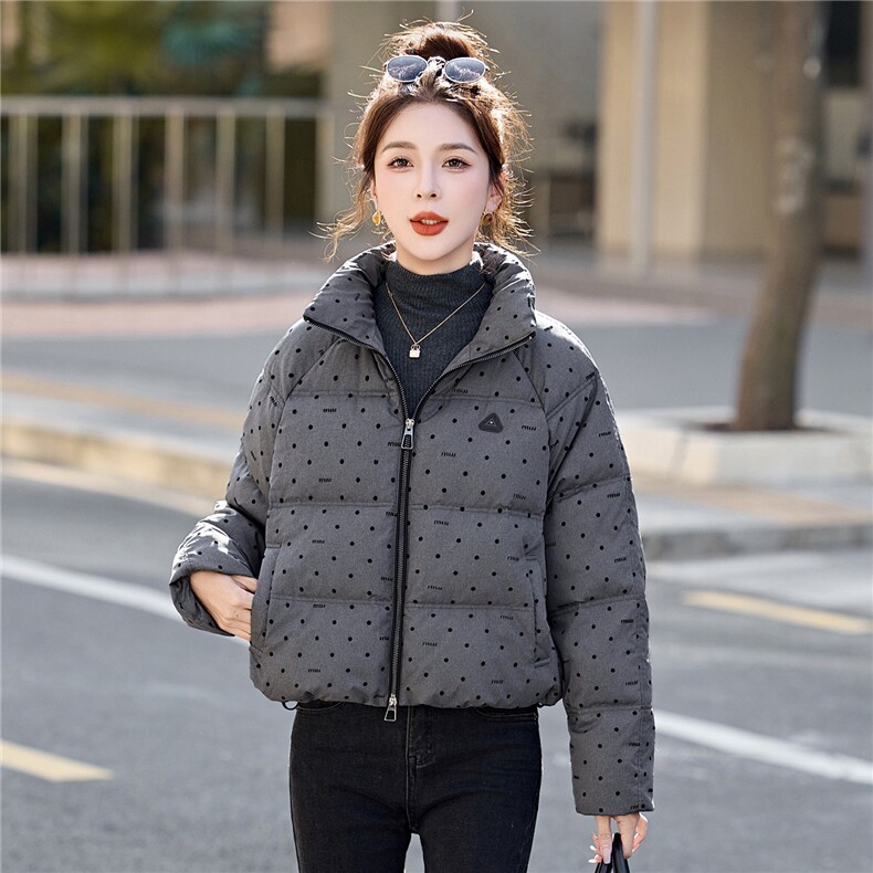 冬装新款时尚波点休闲加厚面包服90白鸭绒短款羽绒服,女装羽绒服,姿衣坊