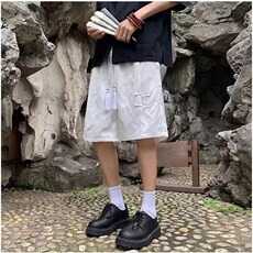 白色
