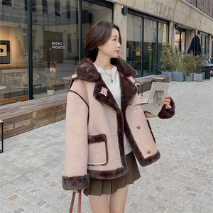 2023年冬季皮毛一体外套女加厚加绒图片