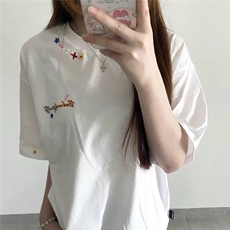 白色