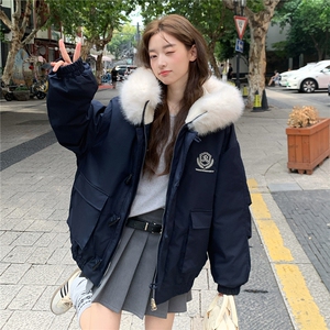 A577-P128 2025冬季牛角扣大毛领连帽棉服外套中长款派克服图片