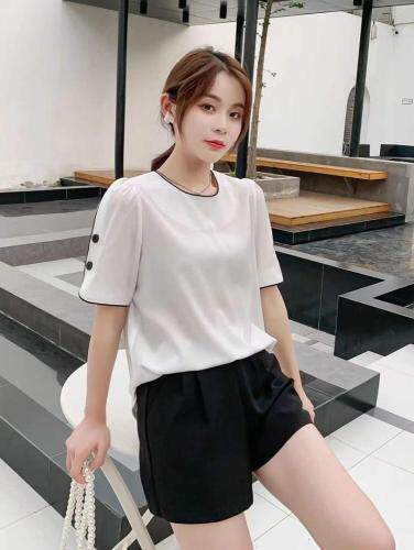 夏季新款百搭纯色短袖，女装，田间晨露