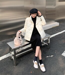 香丽迪冬装新款羽绒服图片