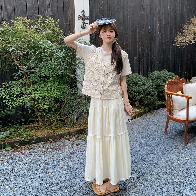 米白色镂空亮片马甲套装裙女2025夏季新款休闲风T恤半身裙三件套,女装套装/套裙,2C159