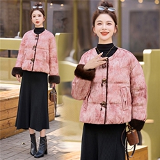现货现货现货2025年冬季新中式G风羽绒服，女装羽绒服，伊仟回