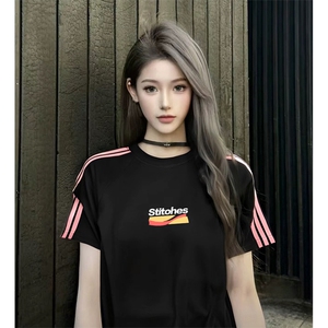 抖音得物品质二开240克宽松纯棉美式潮牌印花三条杠中性风短袖T恤图片