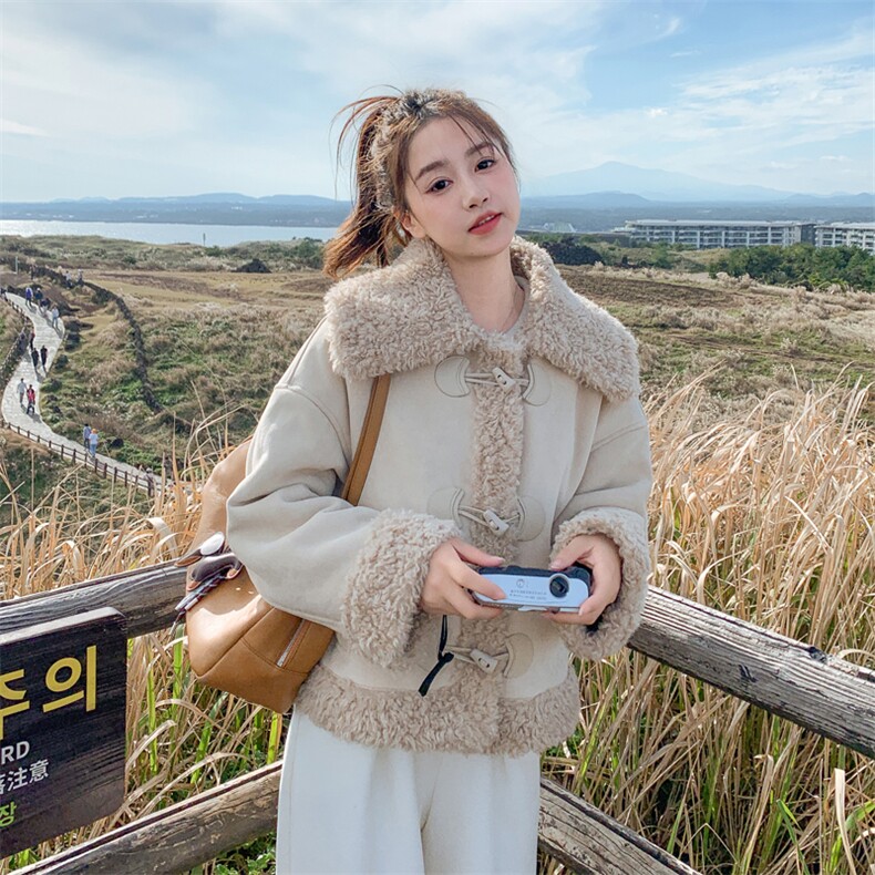 杏色高级感大翻领皮毛一体外套女2024冬新款时尚洋气加厚保暖上衣,女装毛呢外套,帛香坊