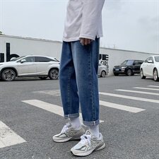 蓝色