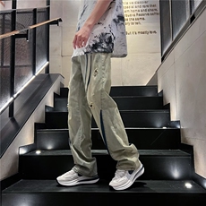 黄泥色