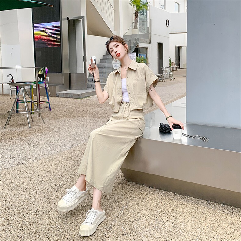 2023夏季新款简约气质翻领优雅潮流时尚舒适两件套,女装套装/套裙,纯色衣恋