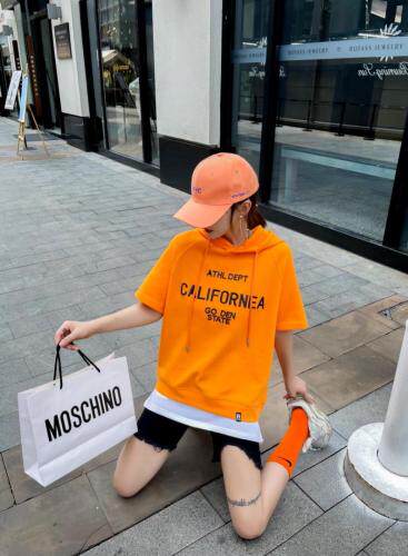 戴帽短袖卫衣，女装卫衣/绒衫，E·贝空间