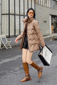 现货羽绒服图片
