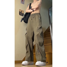 军绿色