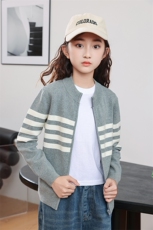 童装男女童针织开衫2025冬季新款中大童学院风半高领纯棉线外套，童装儿童针织衫，暖姿羊绒童装店