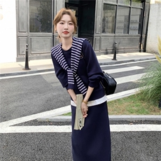 藏青色
