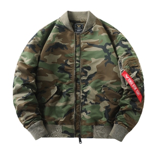 迷彩色美式潮牌宽松版型飞行服时尚潮牌户外运动休闲图片