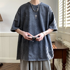 深灰色