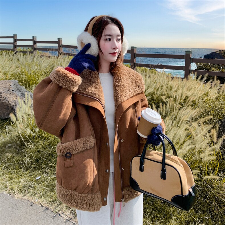 2C217现货皮毛一体羊羔毛外套款号8101P235K358,女装短外套,2C217