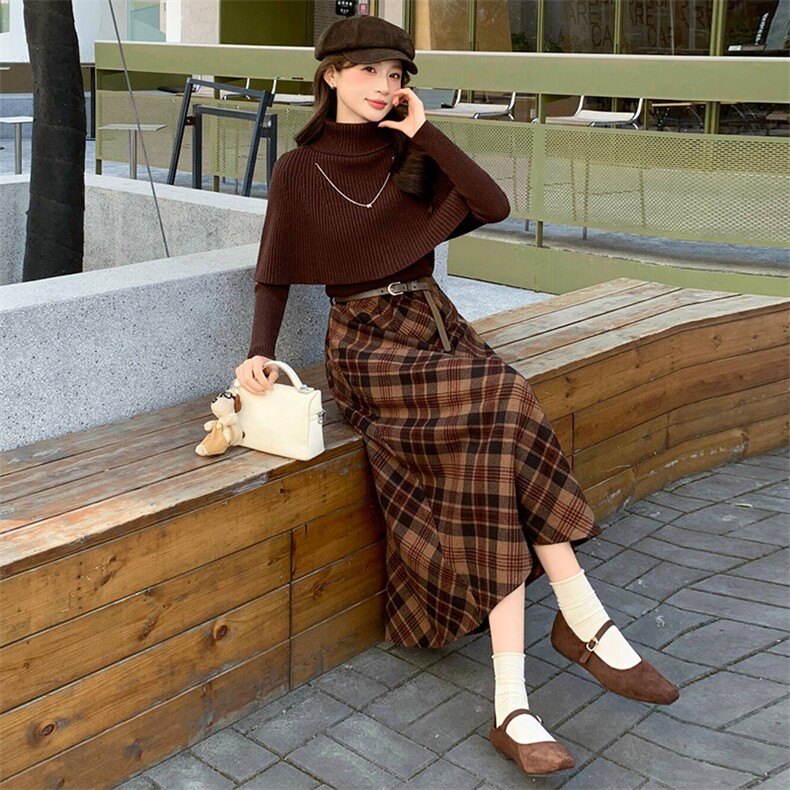 设计感洋气套装裙女2025冬新款针织斗篷打底衫格纹半身裙三件套,女装套装/套裙,心心服饰