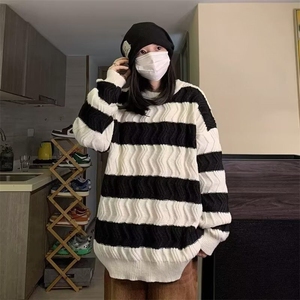 条纹毛衣女秋装宽松慵懒风日系复古小众设计感针织衫外套图片