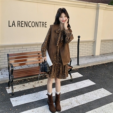 新款！2026春季蝴蝶结碎花连衣裙+马甲两件套2b237-6193-p180k288，女装套装/套裙，2B237