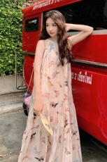 海边度假蝴蝶印花挂脖无袖长裙夏季新款森系甜美超仙浪漫连衣裙女，女装连衣裙，姿衣轩