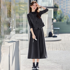 轻熟风酒红色马甲半身裙套装女2026春季新款气质显瘦高级感三件套，女装套装/套裙，意芙