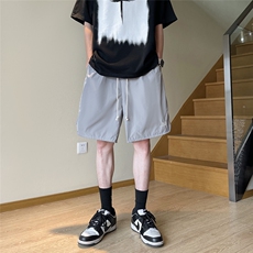 灰色