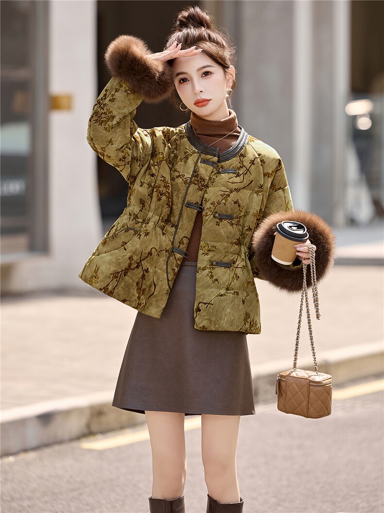 现货狐狸毛羽绒服女提花短外套2025冬季新款新中式白鸭绒上衣,女装羽绒服,仟媚宠
