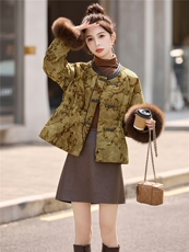 现货狐狸毛羽绒服女提花短外套2025冬季新款新中式白鸭绒上衣，女装羽绒服，仟媚宠