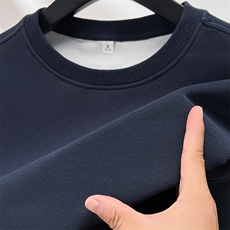 藏青色