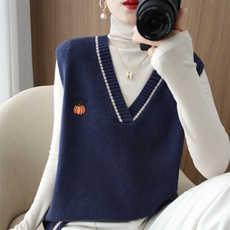 2025年秋季马甲时尚百搭通勤简约休闲V领马甲，女装马甲，大美人包芯纱店