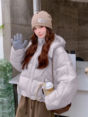 现货新款独特超好看短款羽绒服女款冬连帽面包服羽绒服，女装羽绒服，然然