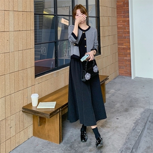 小香风高级感套装裙女2025春季新款气质针织外套吊带连衣裙两件套图片